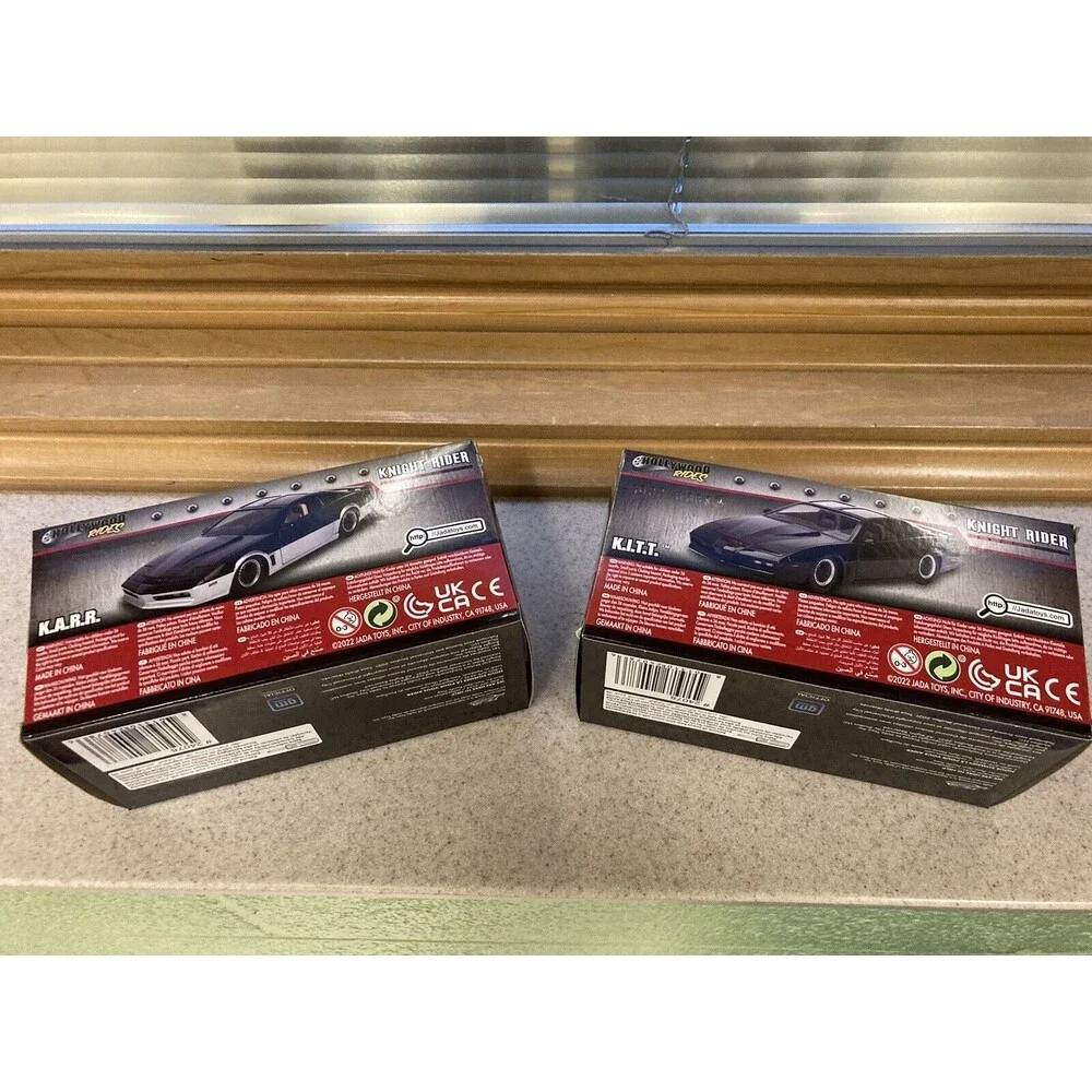 Set of 2 - Jada Toys Hollywood Rides Knight Rider KITT & KARR Diecast 1/32 Scale